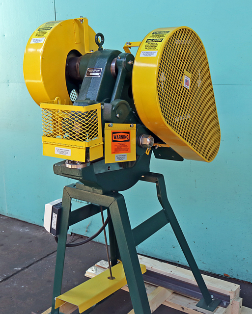 2" x 2" x 1/4" Rogers #Bantam, Ironworker, 10 Ton capacity, 3.7" Shut height, 1/2" Punch Hole thru 1/4" - Image 4