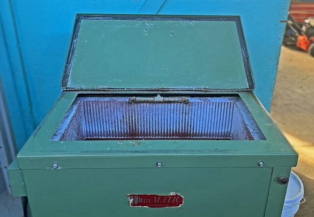 3 cu.ft. Ultra Matic #Portaburr3, Vibratory Finisher, 15" x 28.5" x 15" deep Tub, 1/2" Urethane Lining, 3/4 - Image 9