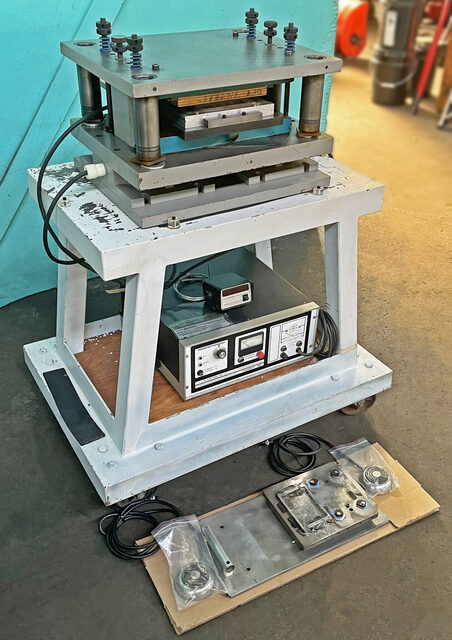 5 Ton, Lourdes Industries #L12000/LCD-3700DB, Electric Punch Press w/Controller, 3/4" Stroke, 10" x 16" Work - Image 6