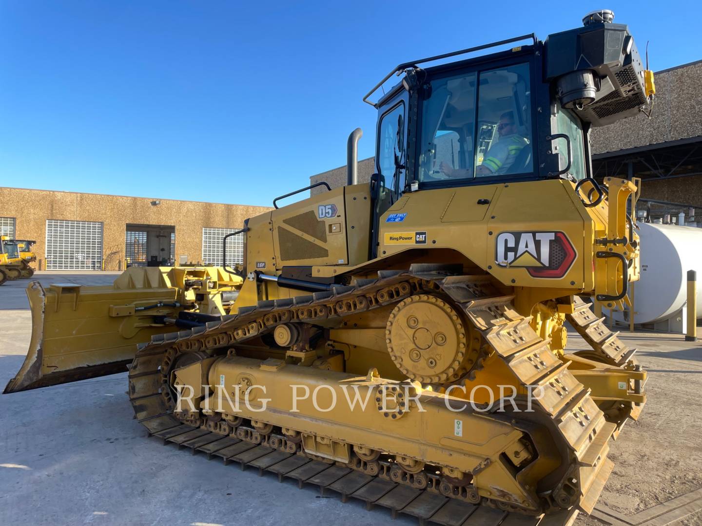 Caterpillar D5VPEW, Crawler Dozer, 1959 hours, S/N: Z6A02453, 2024 - Image 3