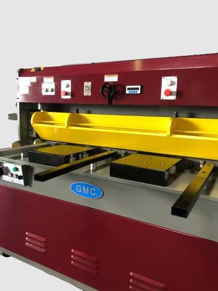 1/4" x 4' GMC #HS-0425E, Hydraulic Shear, 52" L Blade, 12-20 SPM, 18" Throat Depth, 34.5" H Table, 24" - Image 2