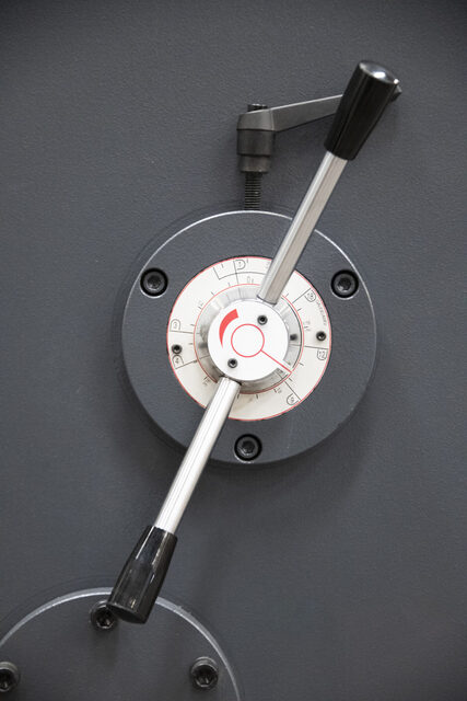 1/4" x 10' U.S. Industrial #US1025CNC, CNC Hydraulic Shear, 126" Sheet, 0.75"-36" Back Gauge, 14/min No Load - Image 6