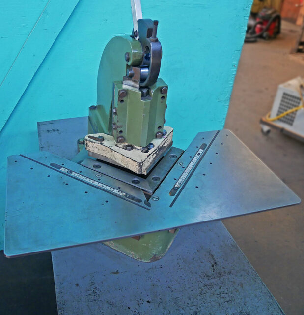 16 gauge x 6" x 6" Di-Acro #2, Tab Notcher with Stand, 1" Tab, 4 US Tons, 1/16" Ram Stroke - Image 7