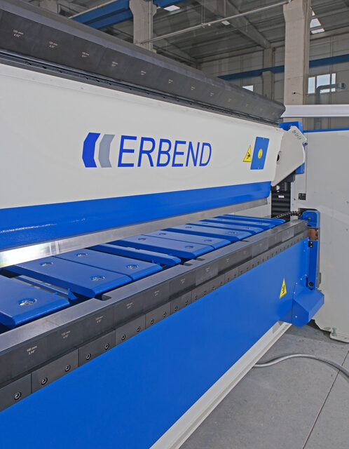 125.98" Erbend #MFA-3230, CNC Servo Combi Folder, 11 gauge, 9.84" Open Height (No Tools), 3.15" Beam - Image 5