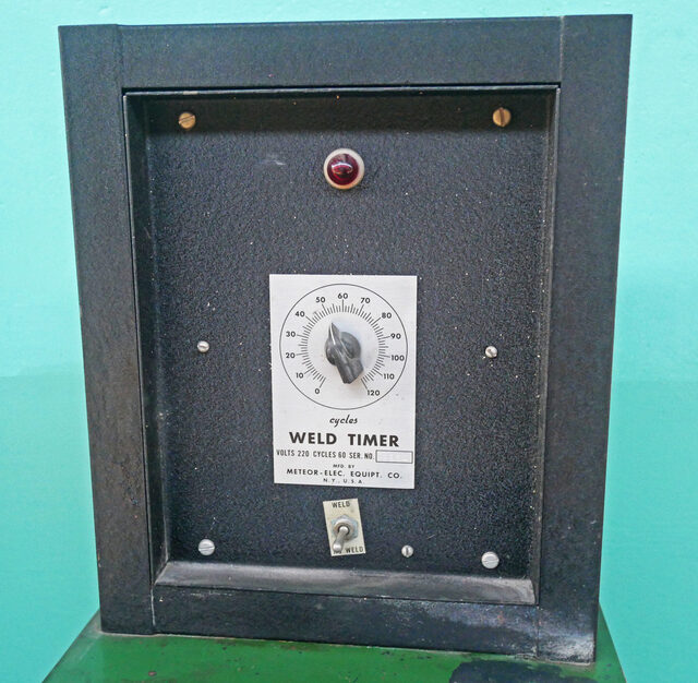 10 KVA Alphil #RFTD, Spot Welder, 18" Throat, 4.7 Amps, 220 V Primary, 18-2.7 V Secondary - Image 7