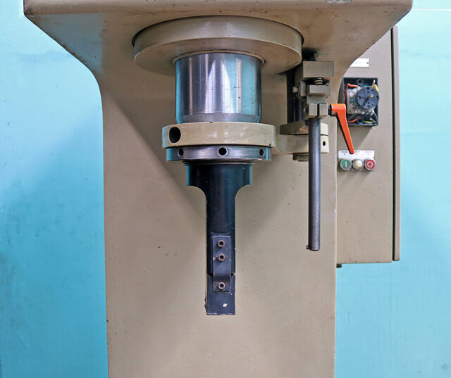 45 Ton, MAE #S40RH, Straightening Press, 1.89" Downwards, 5.5" Upwards, 7.87" Stroke, 11" x 55" Table, 2" - Image 8