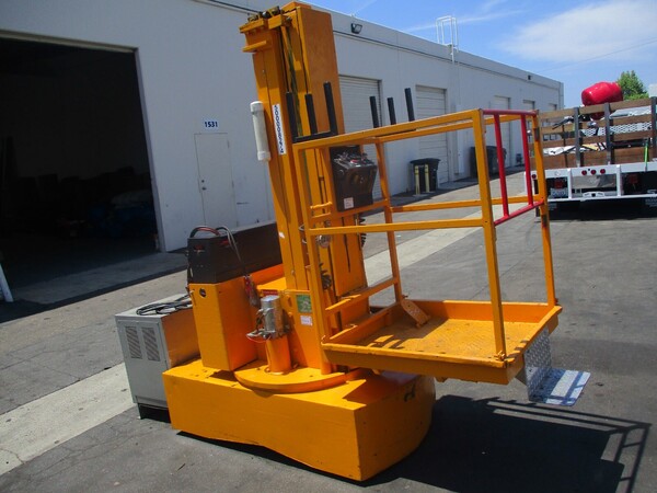 500 lb. Lift-A-Loft #VAL-3-20, " Vert-A-Lift" platform lift, 19' 5" lift height - Image 2