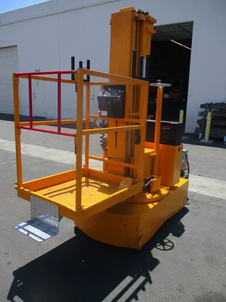 500 lb. Lift-A-Loft #VAL-3-20, " Vert-A-Lift" platform lift, 19' 5" lift height - Image 5