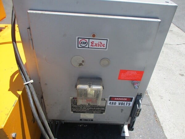 500 lb. Lift-A-Loft #VAL-3-20, " Vert-A-Lift" platform lift, 19' 5" lift height - Image 8