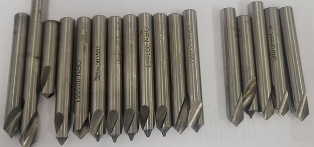 Guehring #D2N9006, Spot Drills, 1/2" Drill diameter, 90 Deg. Point Angle, Set of 17 - Image 1