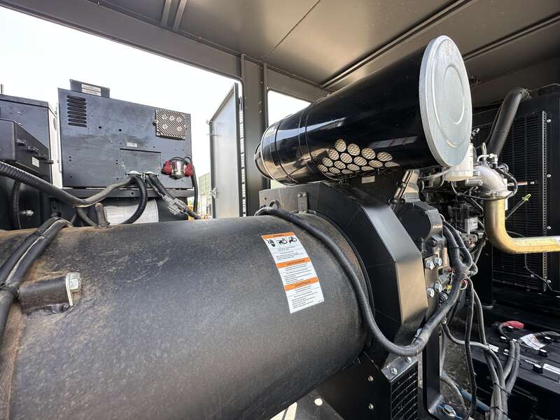 275 KW Generac #SD0275, diesle generator set, 277/480 Volts, 130 hours, 449 HP @ 1800 RPM, Iveco/FPT 10.3L - Image 5