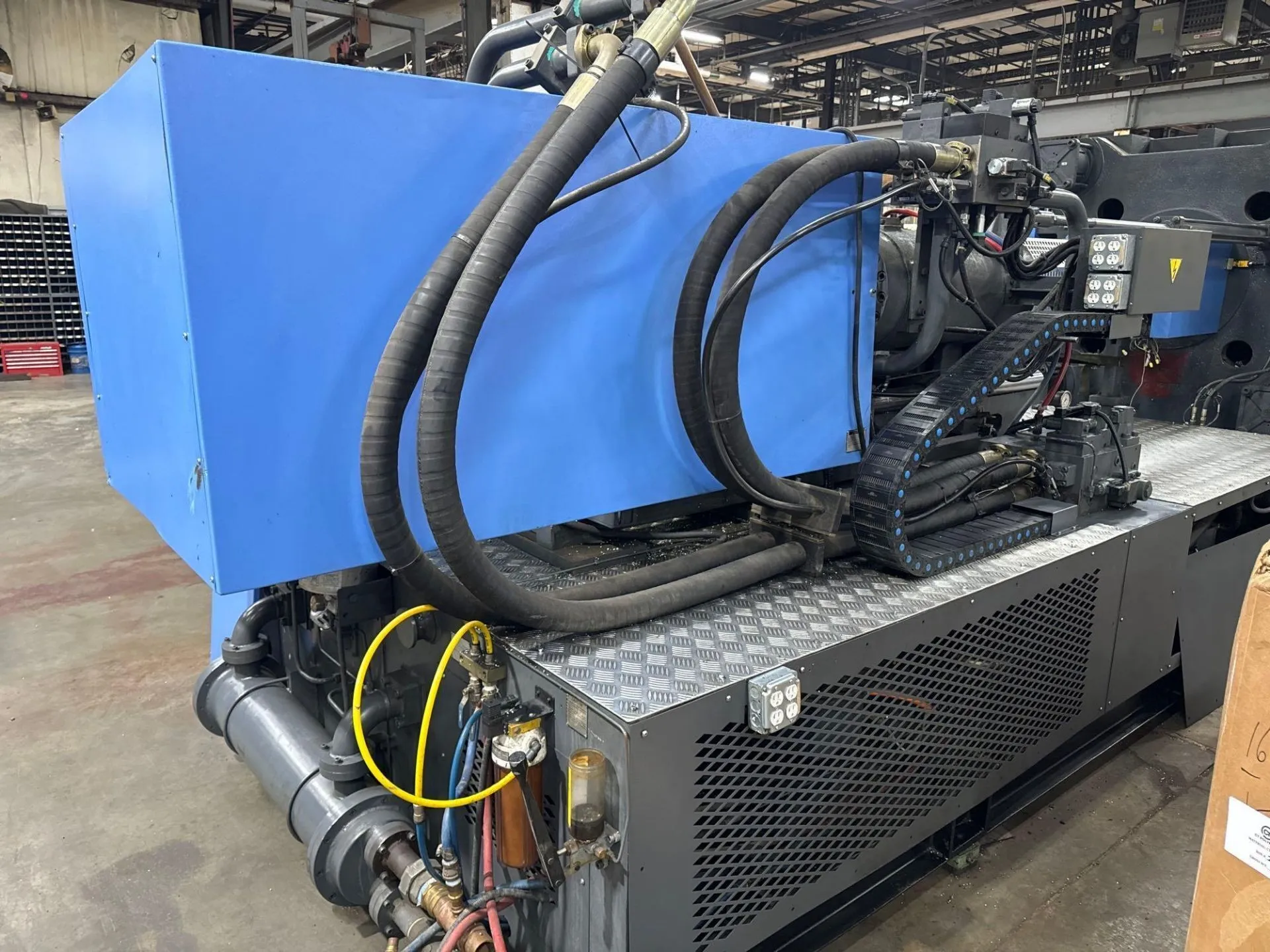 1124 Ton, 155 oz., Haitian #MA-10000/8400, horizontal injection molding machine, 45.67" x 45.67" tie bar - Image 4