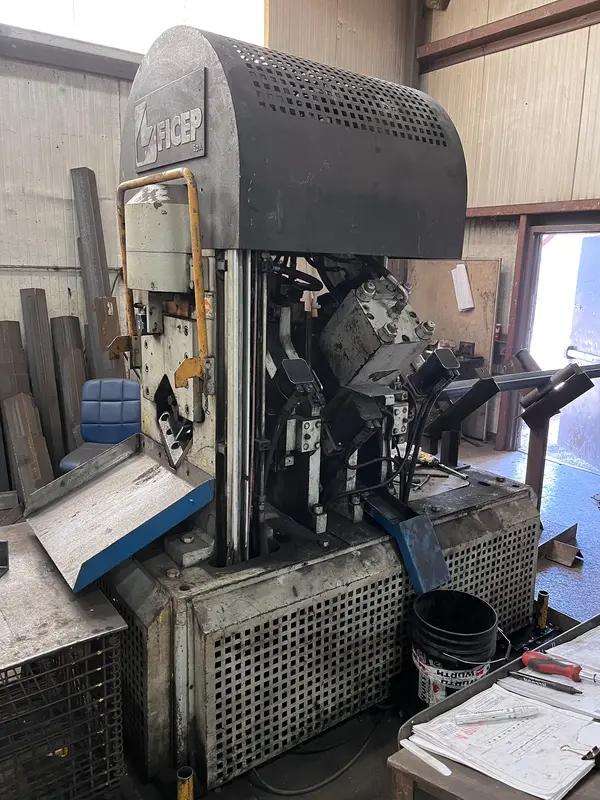 Ficep #A-152, Angle Line, 6" x 6" x 5/8" Angle Size, 30" L Stock, 1-3/16" Hole, 2002 - Image 2