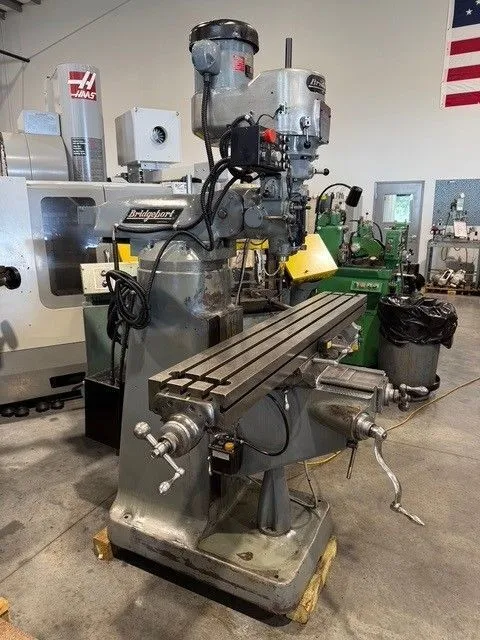 Bridgeport #Series-I, miller, 9" x60" tbl., 44" X, 12" Y, 16" Z, 60-4200 RPM, R8, Tas Iron electronic - Image 4