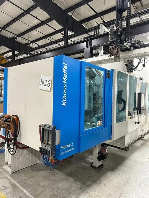 394 Ton, 13.9 oz., Krauss Maffei #Multinject-CXZ350-1000/380, horizontal plastic injection molder, 52" DL - Image 1