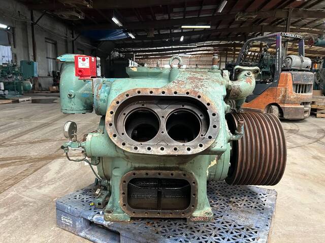 Mycom #N6B, Reciprocating Compressor Skeleton Frame, 6-Cylinder, 1989 - Image 8