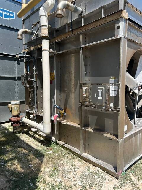 940 Ton, Frick #XLP-XL-940, Evaporative Condenser, 664.3 Ton Ammonia, 151800 CFM, 250 PSI, 7.5 HP Pump, 1050 - Image 6