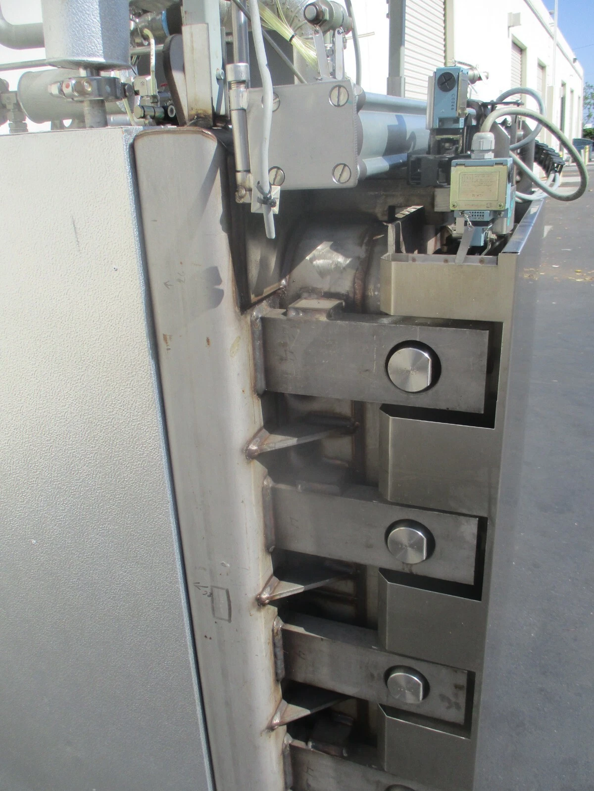 Steris Finn Aqua #GLP, stainless steam sterilizer / autoclave, 292&deg;F, 45 psi - Image 6