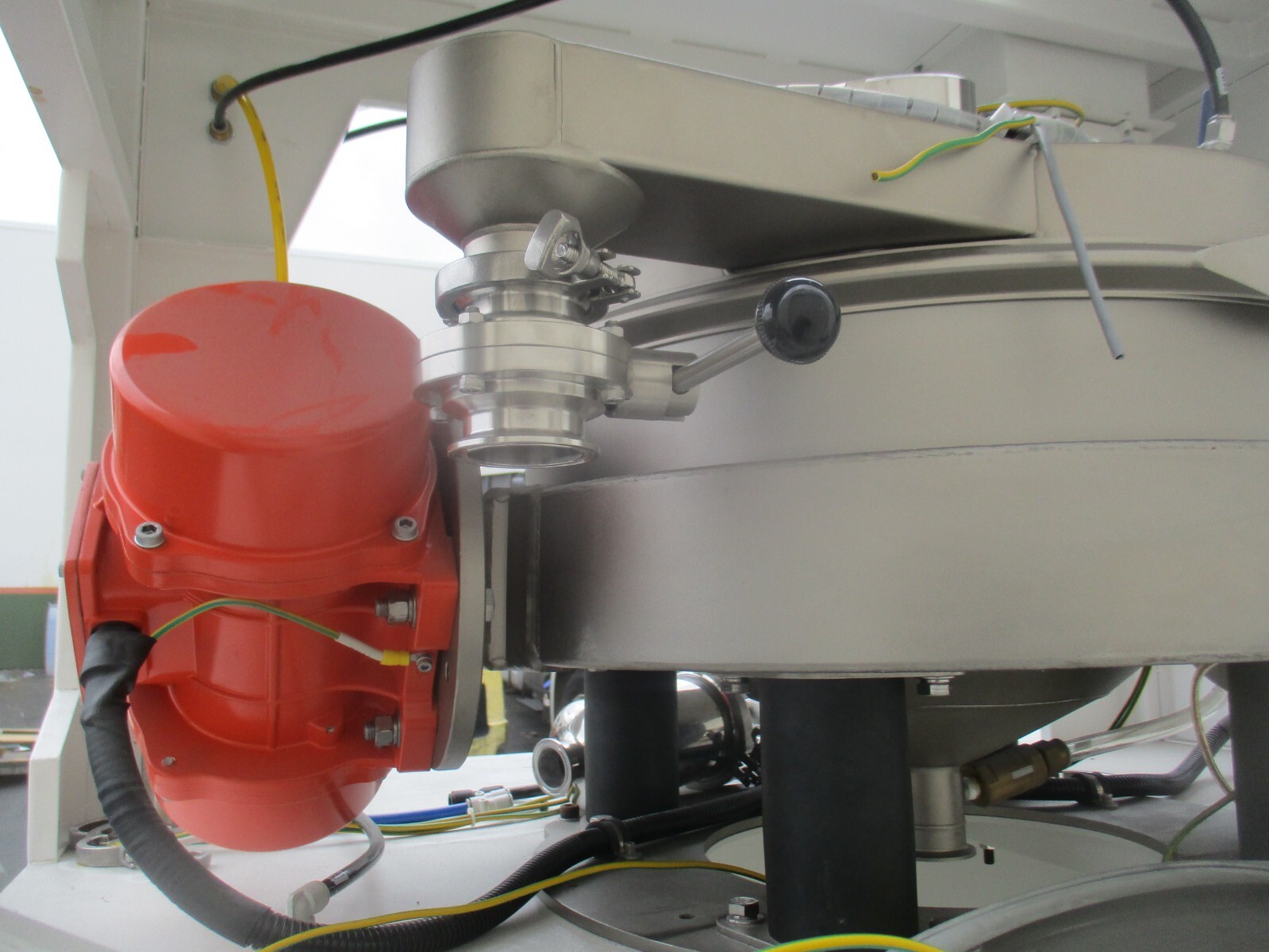 39.3" Farsoon, explosion proof power sieving unit / vibratory sieve - Image 8