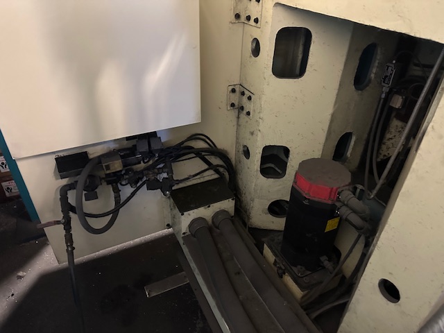 Makino #SNC64-A15, CNC vertical machining center, 15 automatic tool changer, 23.6" X, 15.7" Y, 15.7" Z, 20000 - Image 5