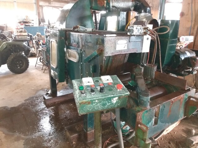 Pendu #M-4000, Gang Saw, w/ starter boxes, original rolls, 75 HP bottom & top arbors, 20 HP blower - Image 1