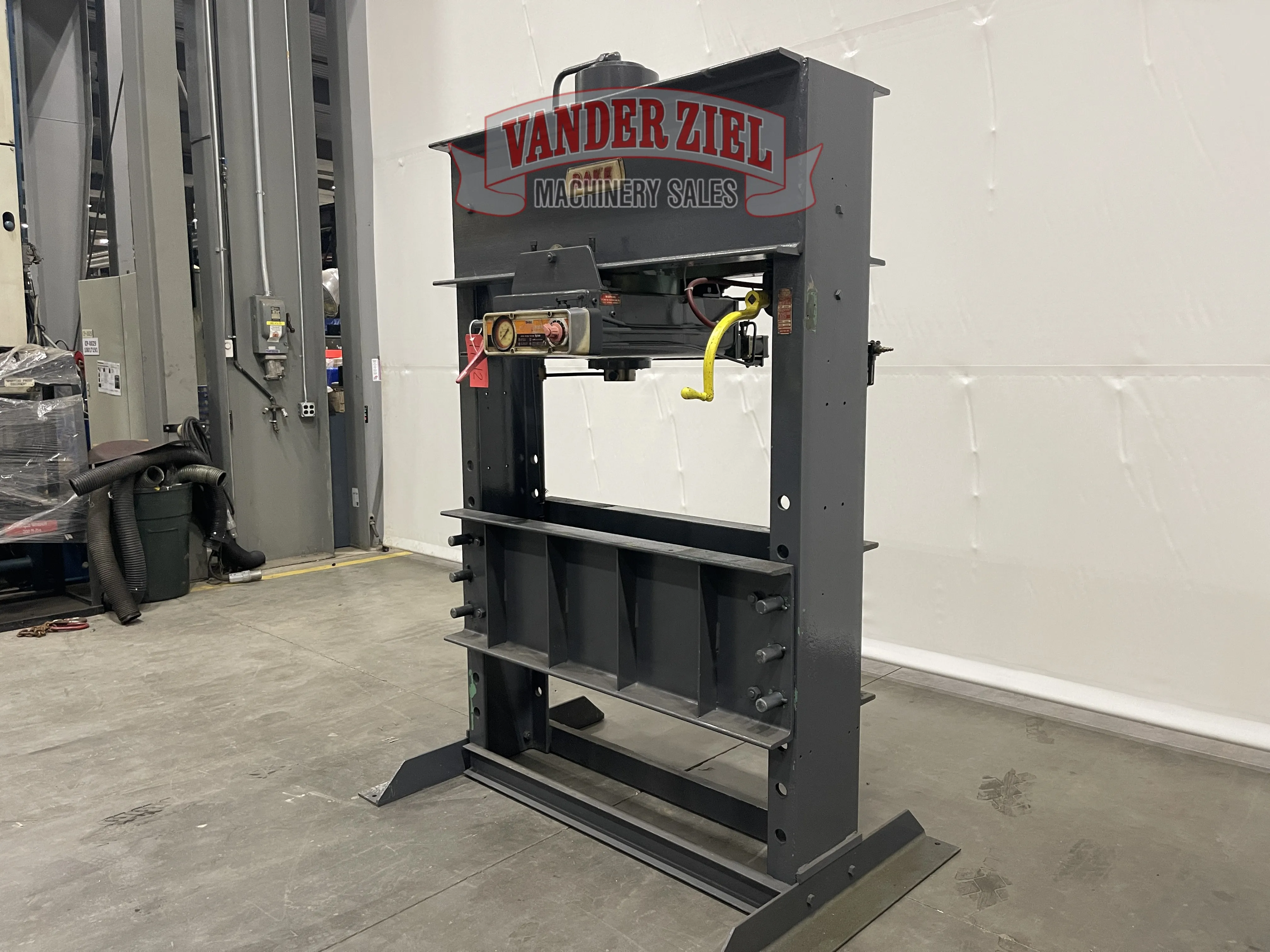 150 Ton, Dake, air hydraulic H-frame press - Image 2