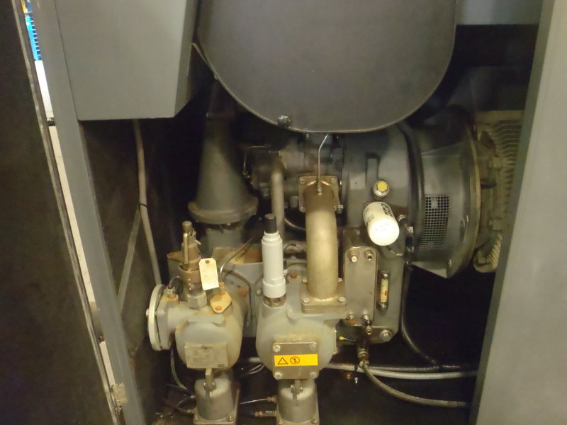 661 cfm, 125 psi, Atlas Copco #ZR-110, 150 HP, water cooled, 460 V., #A-2034 - Image 7