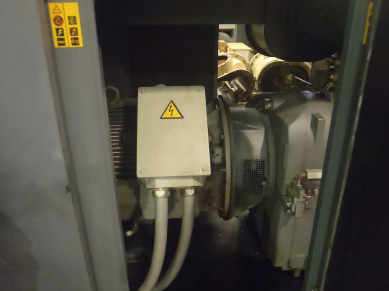 661 cfm, 125 psi, Atlas Copco #ZR-110, 150 HP, water cooled, 460 V., #A-2034 - Image 8