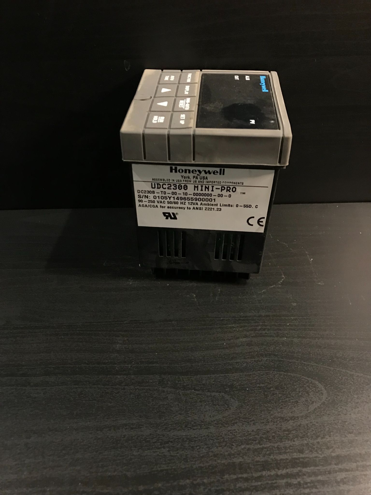 Honeywell #DC230B-T0-00, Mini-Pro Temperature Controller, 90-250 VAC - Image 3