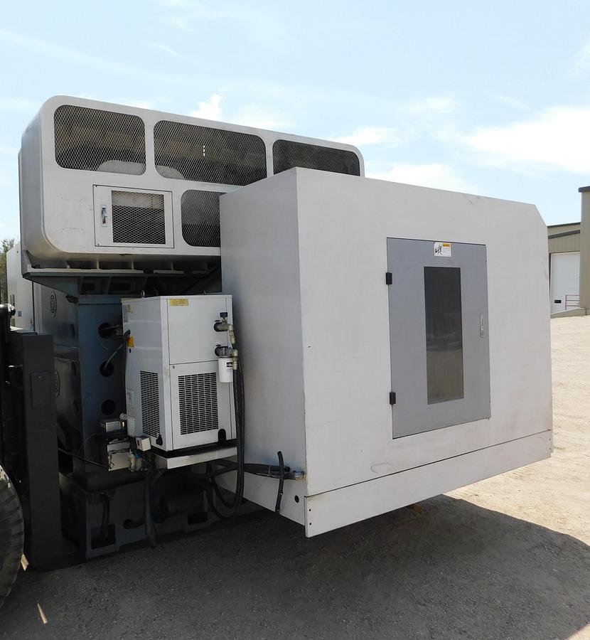 Yama Seiki #VMB-1400 (50), CNC vertical machining center, 30 side mount tool changer, 55.1" X, 31.5" Y, 27.5" - Image 2