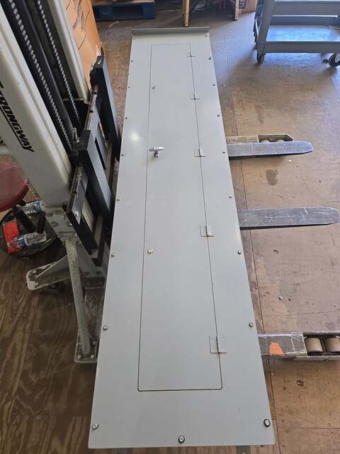 600 Amp. Eaton, PRL3A, Panelboard, 208Y/120 Volts 3PH 4W MLO 3R Encl Outdoor - Image 6