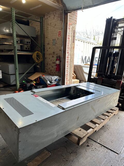 600 Amp. General Electric, APNB Bolt On Style, Panelboard, 208/120 Volts 3PH 4W Indoor Encl MLO Main Lug P502 - Image 5