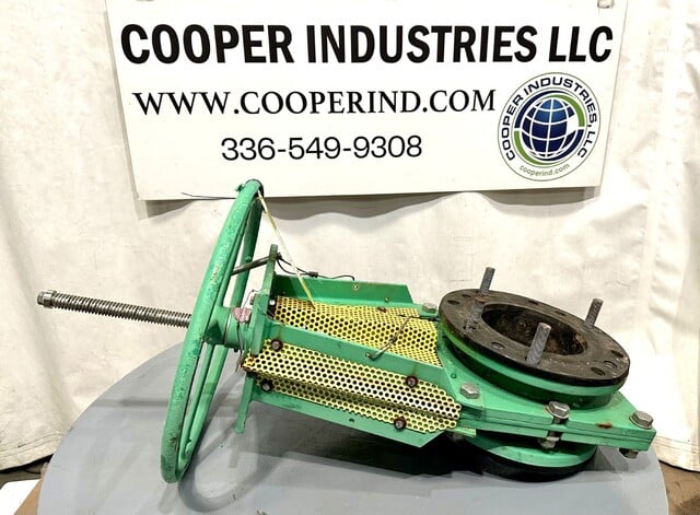 8" Clarkson, manual knife gate valve, Carbon steel constructin w/gum rubber lining, 150 psi, unused - Image 2