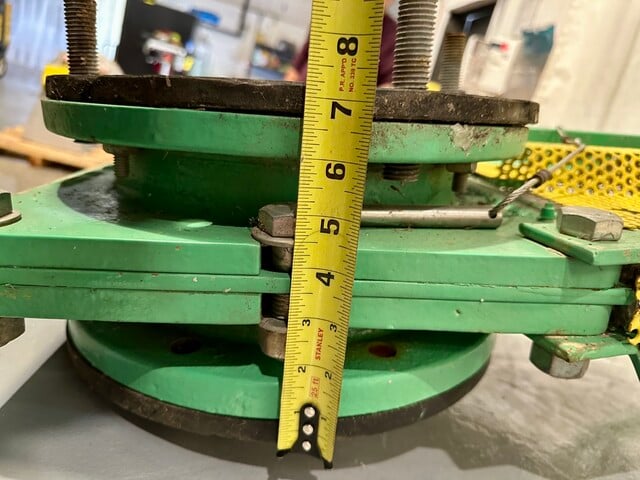 8" Clarkson, manual knife gate valve, Carbon steel constructin w/gum rubber lining, 150 psi, unused - Image 6