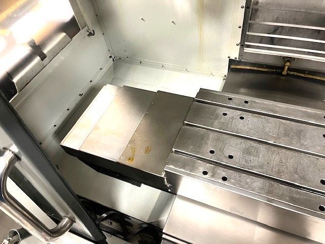 Haas #VF-1, vertical machining center, 24 automatic tool changer, 20" X, 16" Y, 20" Z, 10000 RPM, #40, 30 HP - Image 4
