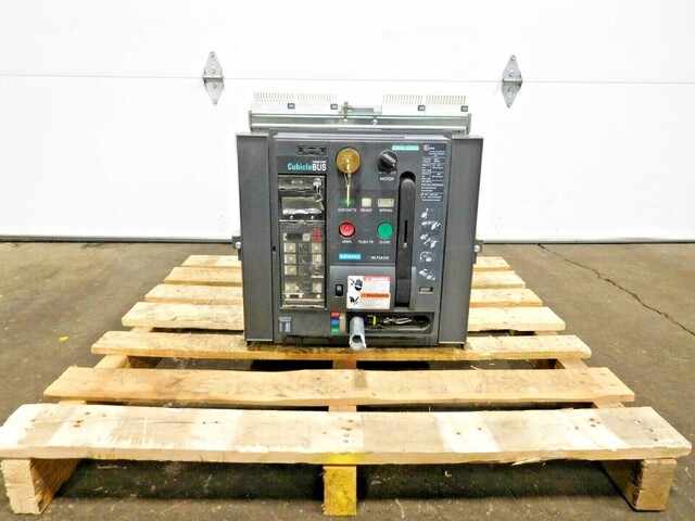 1600 Amps, Siemens, WLF2A316, integrated cubicle bus power circuit breaker - Image 1