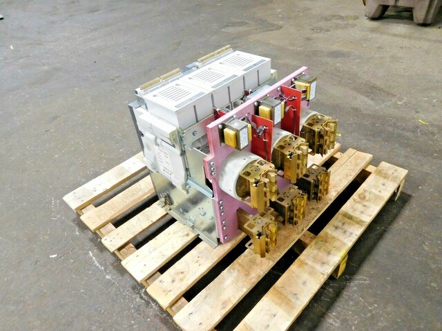 1600 Amps, Siemens, WLF2A316, integrated cubicle bus power circuit breaker - Image 6