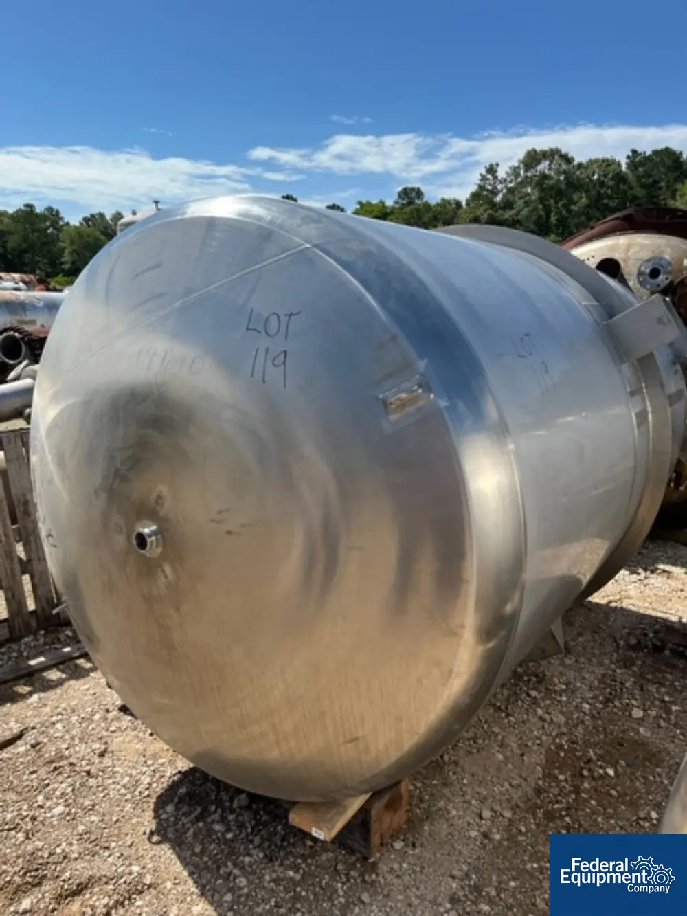 1693 gallon ICCNW, Tank, Stainless Steel, 69" diameter x 96" straight side, flat top w/ cover, dish bottom - Image 4