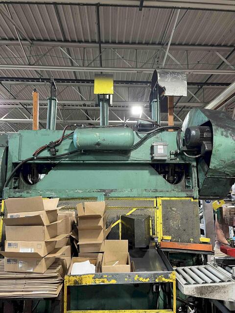 80 Ton, Rousselle #8SS100, straight side double crank, 6" stroke, 17.2" Shut Height, 4" adj., 50 SPM, 30" - Image 3