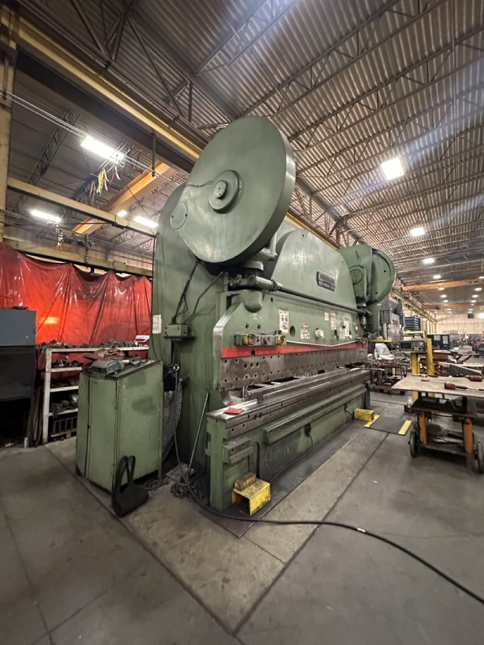 750 Ton, Cincinnati #34-series, Press Brake, 16' overall, 5" Shut Height, 5" stroke, 8" ram adj, 14" throat - Image 7