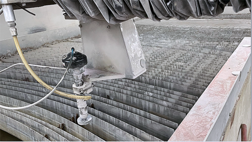 Flow #Mach-3-4020/Stonecrafter, Waterjet, 6' width x 13' L Table, 94000 psi, 100 HP Pump, 2008 - Image 7