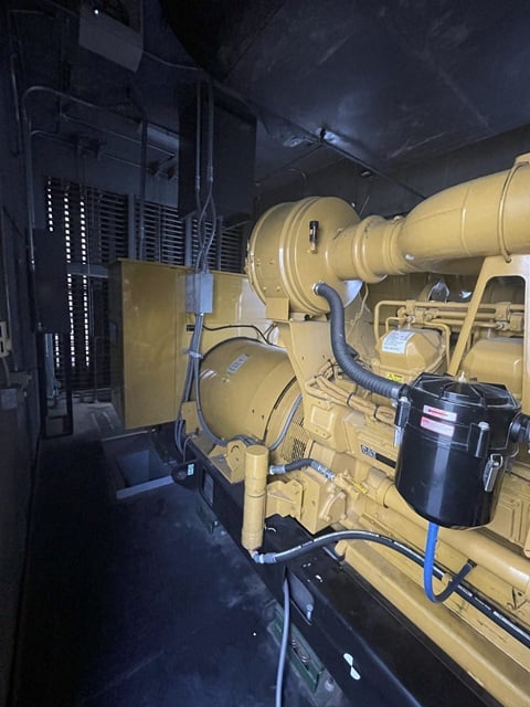 2000 KW Caterpillar #3516C, Diesel Generator, Sound Attenuated, Tier 2 Emissions, 2447 HP, 480 Volts, 234 - Image 8