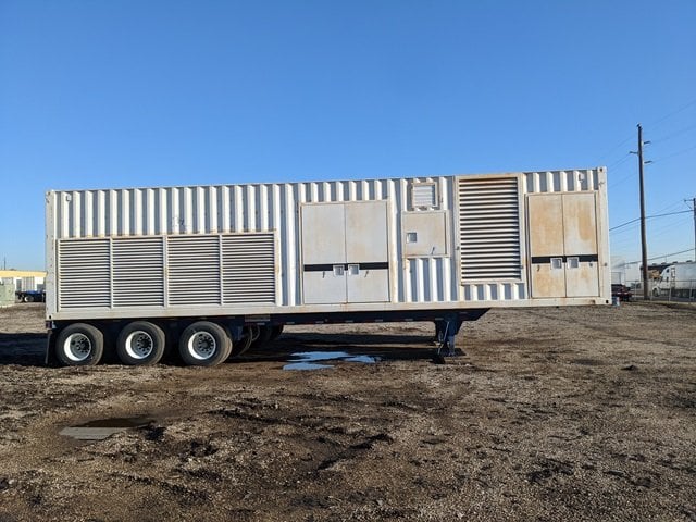 1000 KW Caterpillar #G3516, Natural Gas Generator, Sound Attenuated, 1341 HP, 4160 Volts, 3454 Hrs., 1995 - Image 1