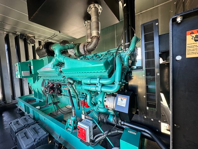 1500 KW Cummins #DQGAB, Standby Generator, Diesel Type, Sound Attenuated, Tier 2 Emissions, 1810 HP, 277/480 - Image 9