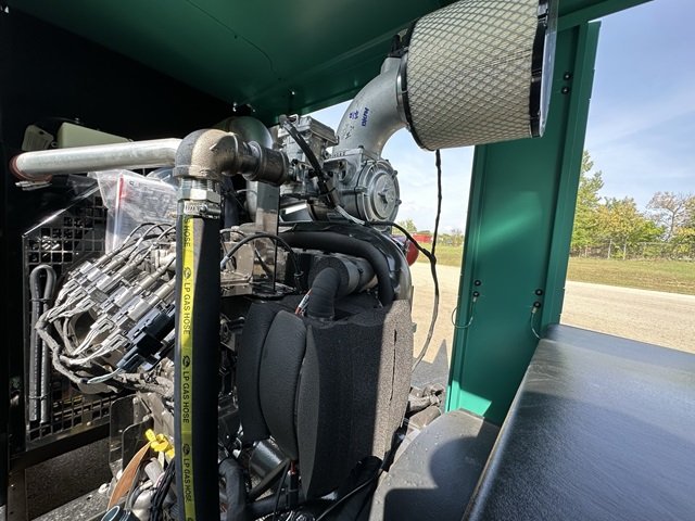 150 KW Cummins #C150N6, Standby Natural Gas/Propane Generator Set, Sound Attenuated, EPA Certified Emissions - Image 7