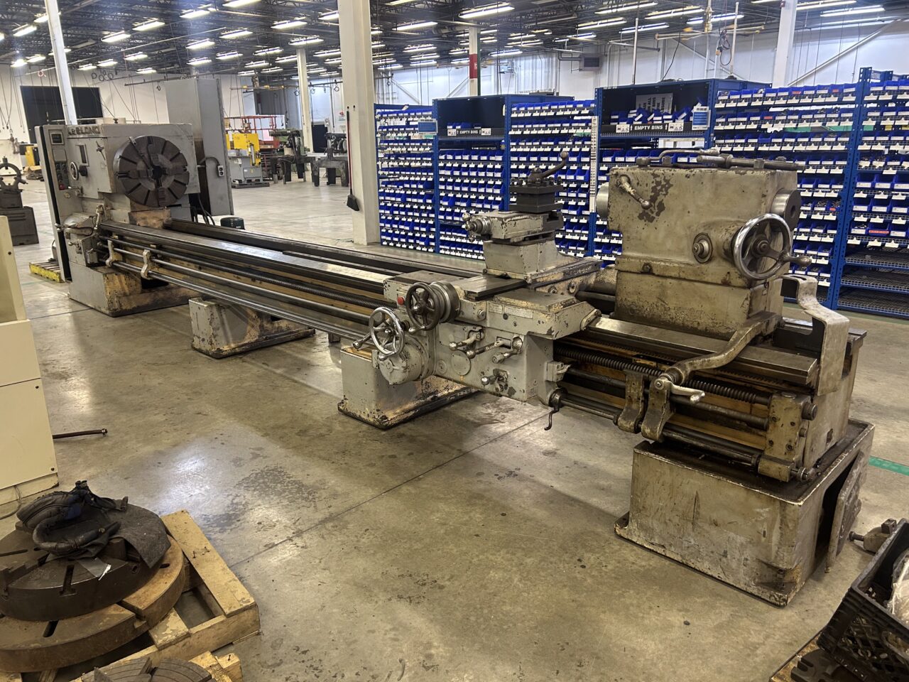 36" x 192" LeBlond #3220-25, heavy duty engine lathe, 4-jaw chuck, steady rest, tool post - Image 1