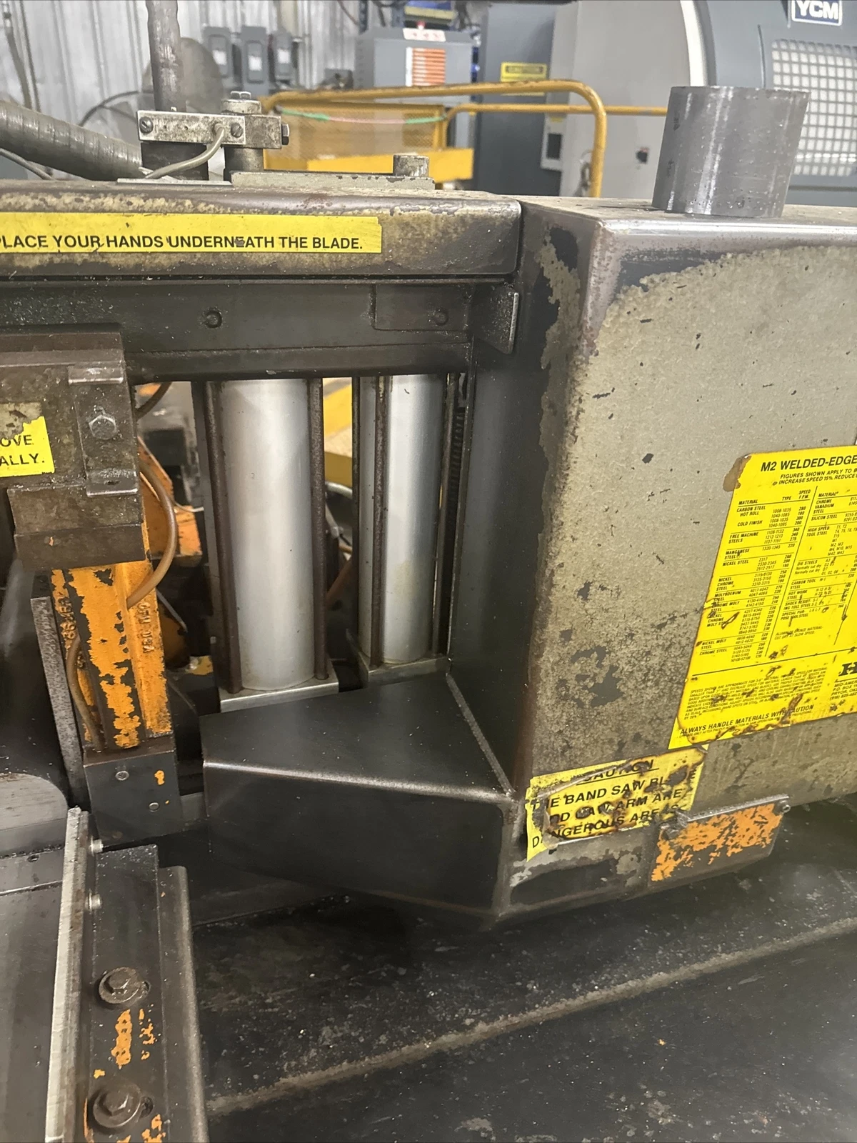 12.75" x 12.75" HEM #H90A-B/F, semi automatic band saw, 220/440 V., 154" x 1" x 0.035" blade, variable speed - Image 5