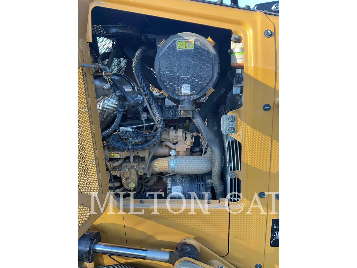 Caterpillar D1, Crawler Dozer, 516 hours, S/N: XKF04291, 2023 - Image 7