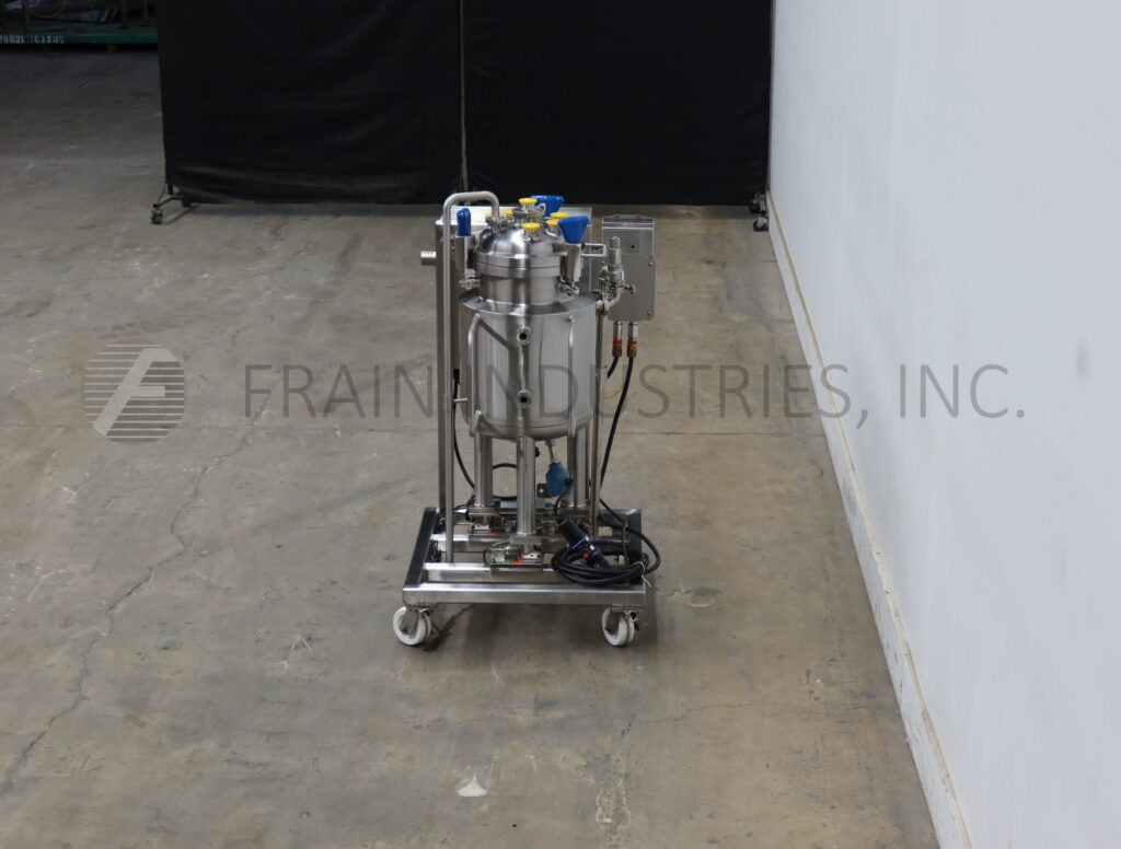 5.2 gallon Holloway America, 20 liter, 316L Stainless Steel, internal vacuum, insulated jacket process tank - Image 3