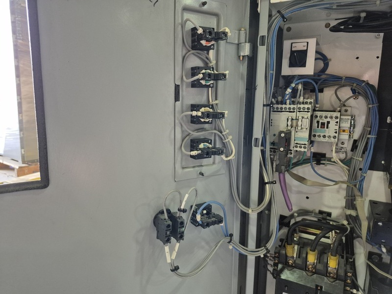 Siemens, 06FH, starter motor control center bucket, 100 HP, 600 Volts, 3 phase, like new - Image 4